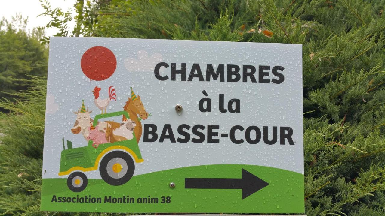לינה וארוחת בוקר Morestel Basse-Cour De Montin Au 256 Chemin De La Rocaille A 38510 Vezeronce Curtin מראה חיצוני תמונה
